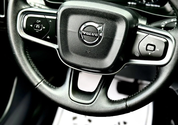 Volvo XC 40 cena 107999 przebieg: 139953, rok produkcji 2018 z Siewierz małe 781